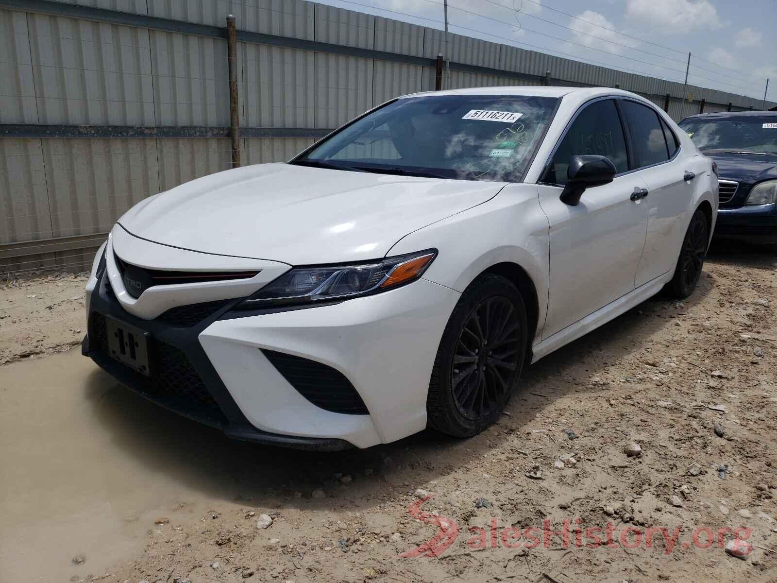 4T1B11HK7JU072983 2018 TOYOTA CAMRY