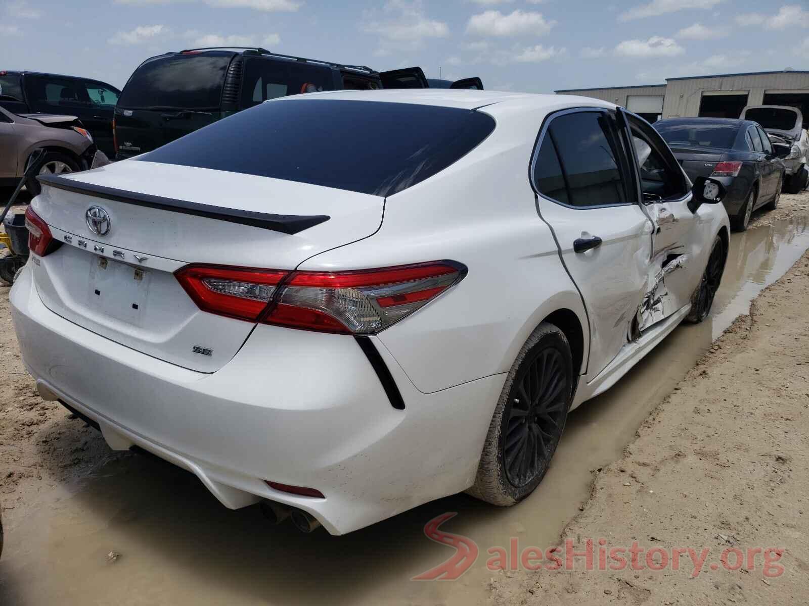 4T1B11HK7JU072983 2018 TOYOTA CAMRY