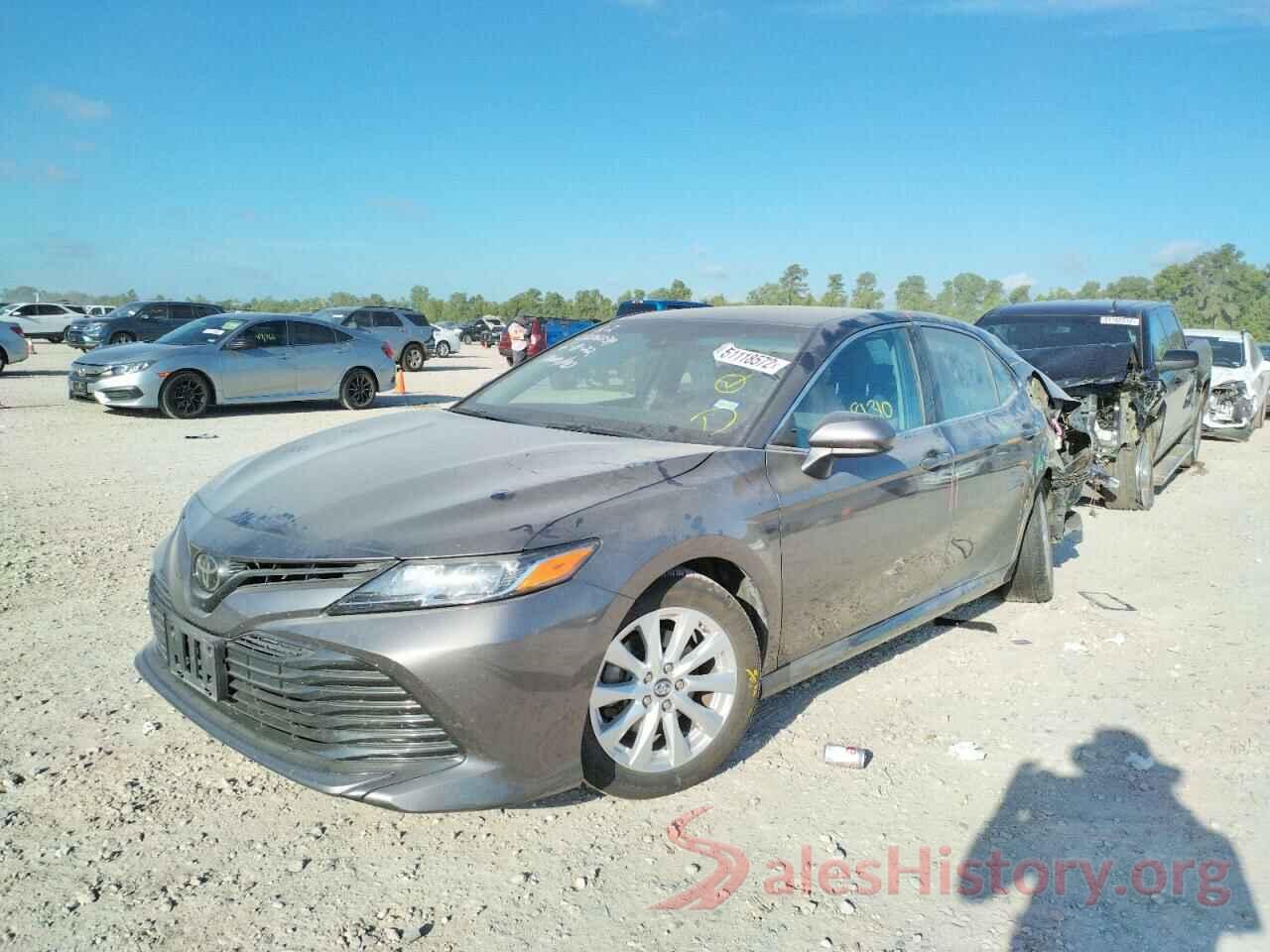 4T1B11HK3JU552583 2018 TOYOTA CAMRY