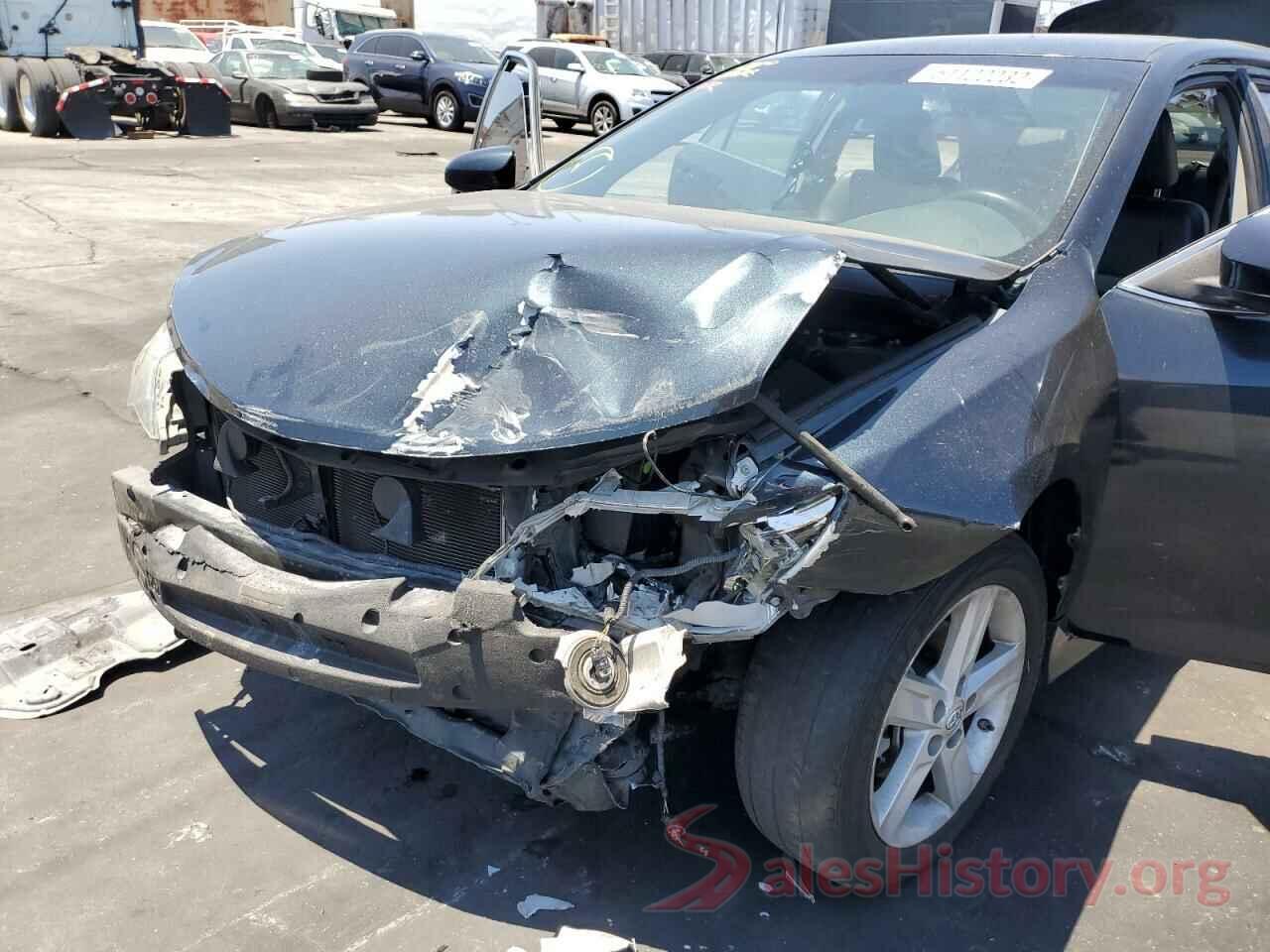 4T1BF1FK2DU239582 2013 TOYOTA CAMRY