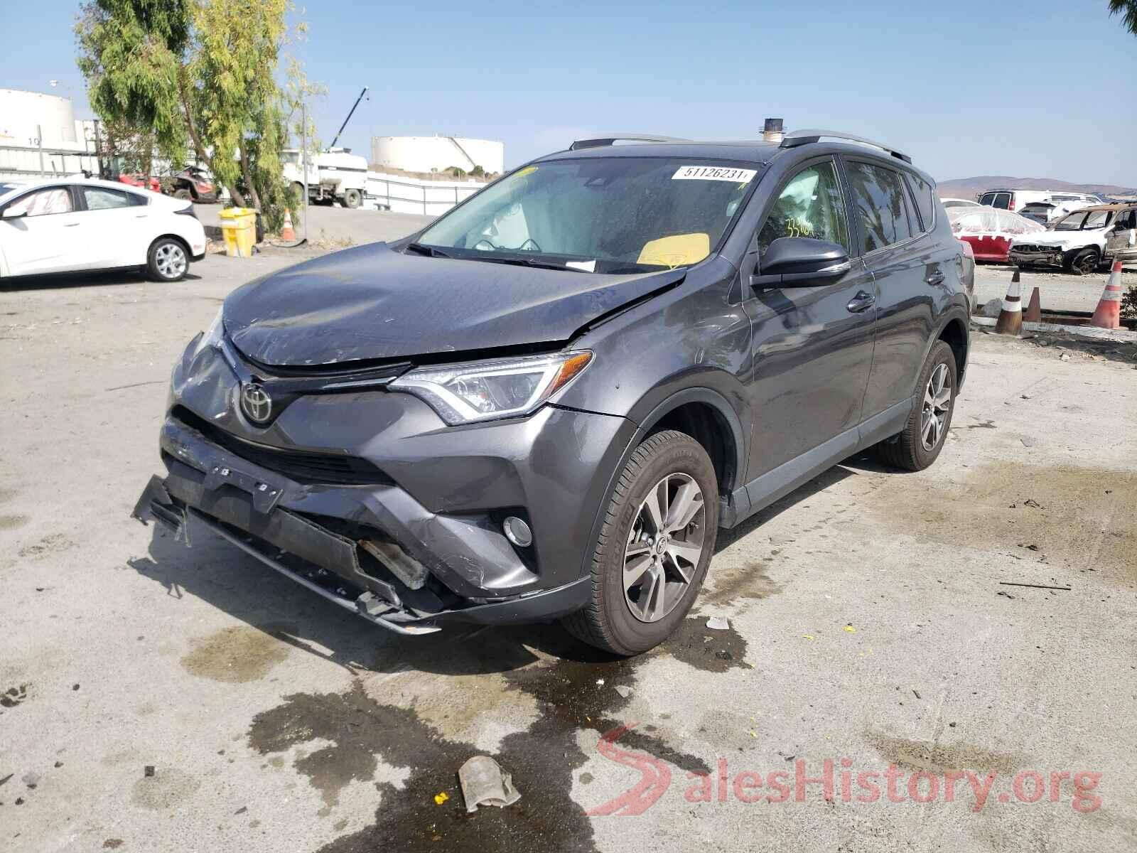 2T3RFREV5JW760758 2018 TOYOTA RAV4