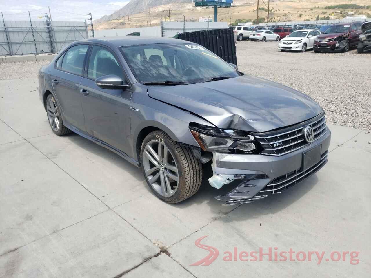 1VWAA7A33JC031839 2018 VOLKSWAGEN PASSAT