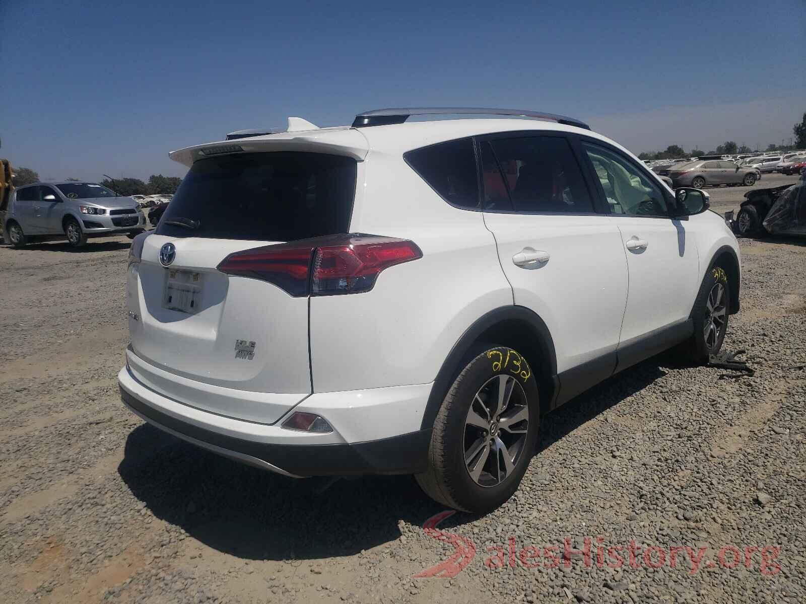 JTMRFREV8HJ712129 2017 TOYOTA RAV4