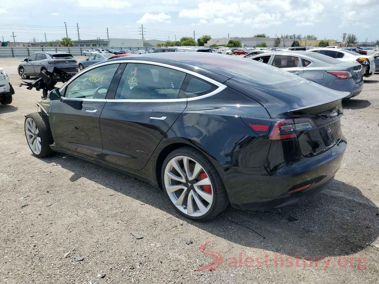 5YJ3E1EB5JF082549 2018 TESLA MODEL 3