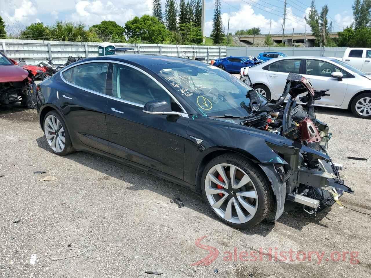 5YJ3E1EB5JF082549 2018 TESLA MODEL 3