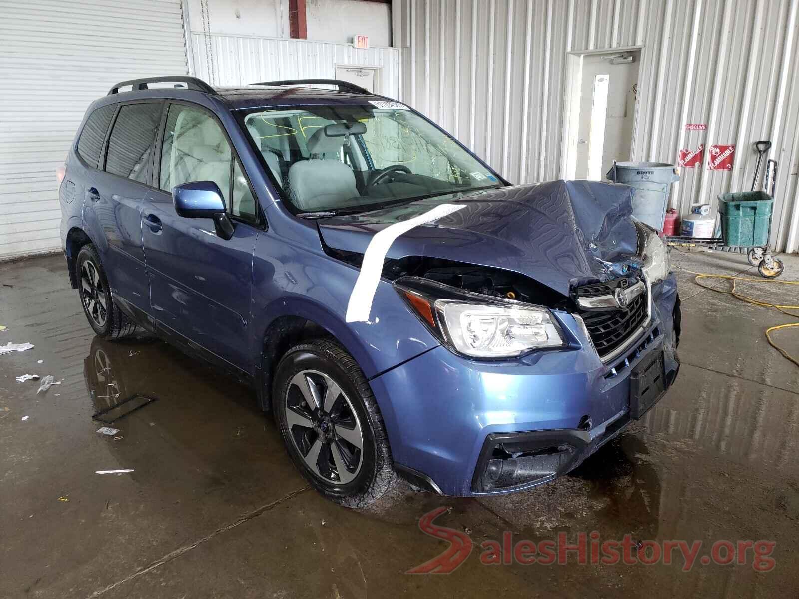 JF2SJAEC1JH488572 2018 SUBARU FORESTER