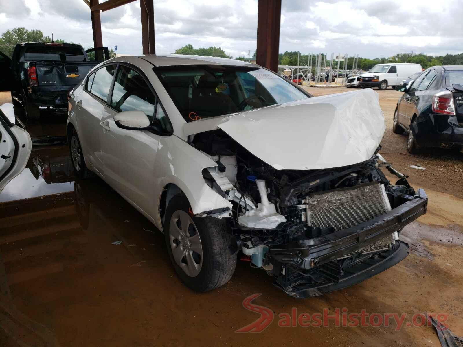 3KPFK4A72JE284473 2018 KIA FORTE