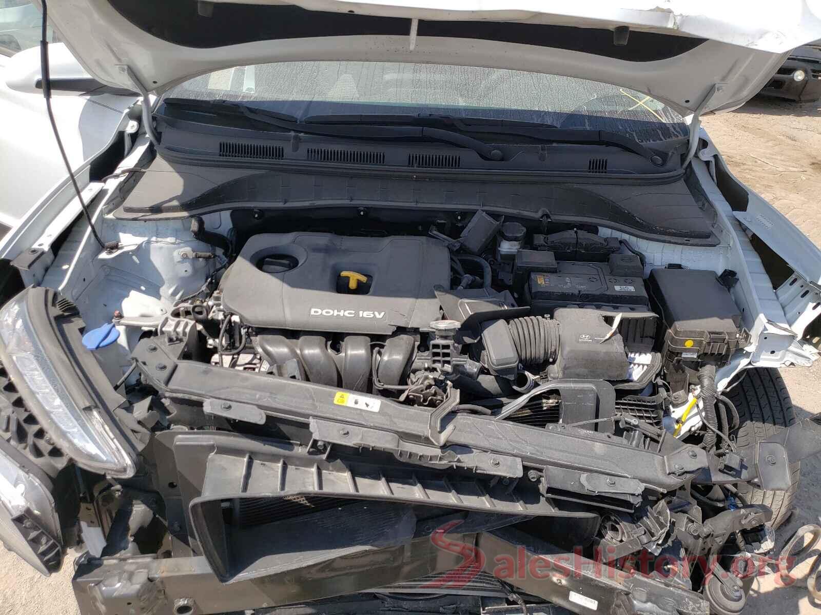 KM8K12AAXJU111587 2018 HYUNDAI KONA