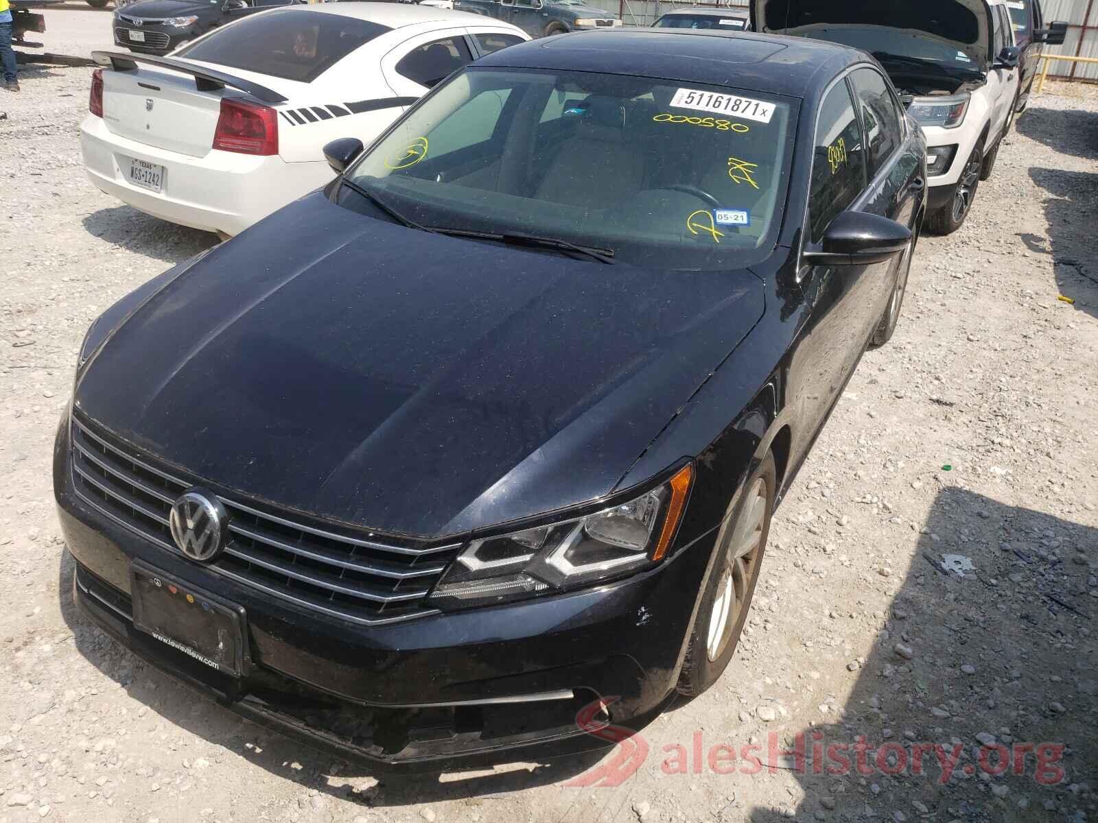 1VWBA7A33JC000580 2018 VOLKSWAGEN PASSAT