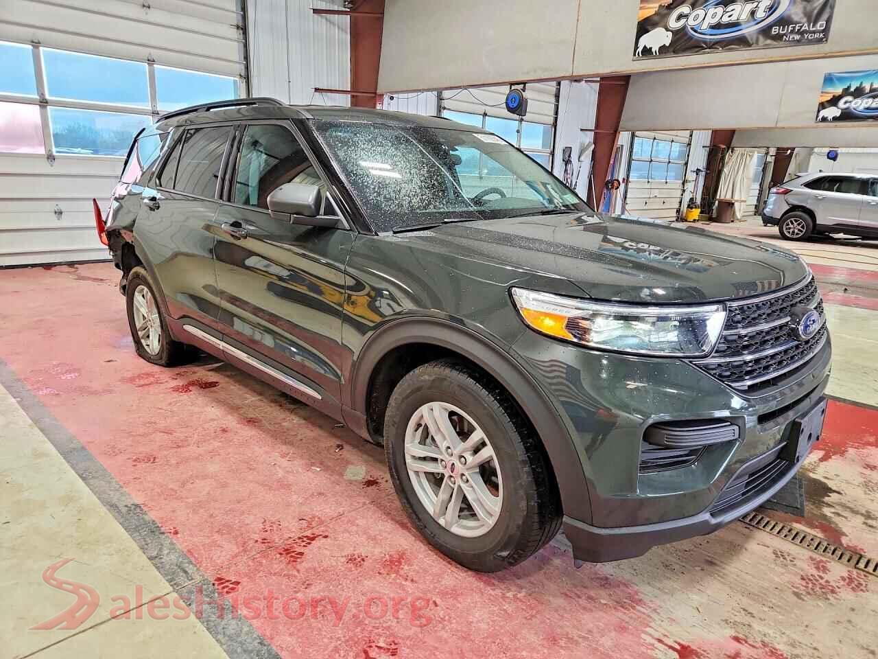 2024 FORD EXPLORER VIN 1FMSK8DHXRGA38692, rear 3/4 view