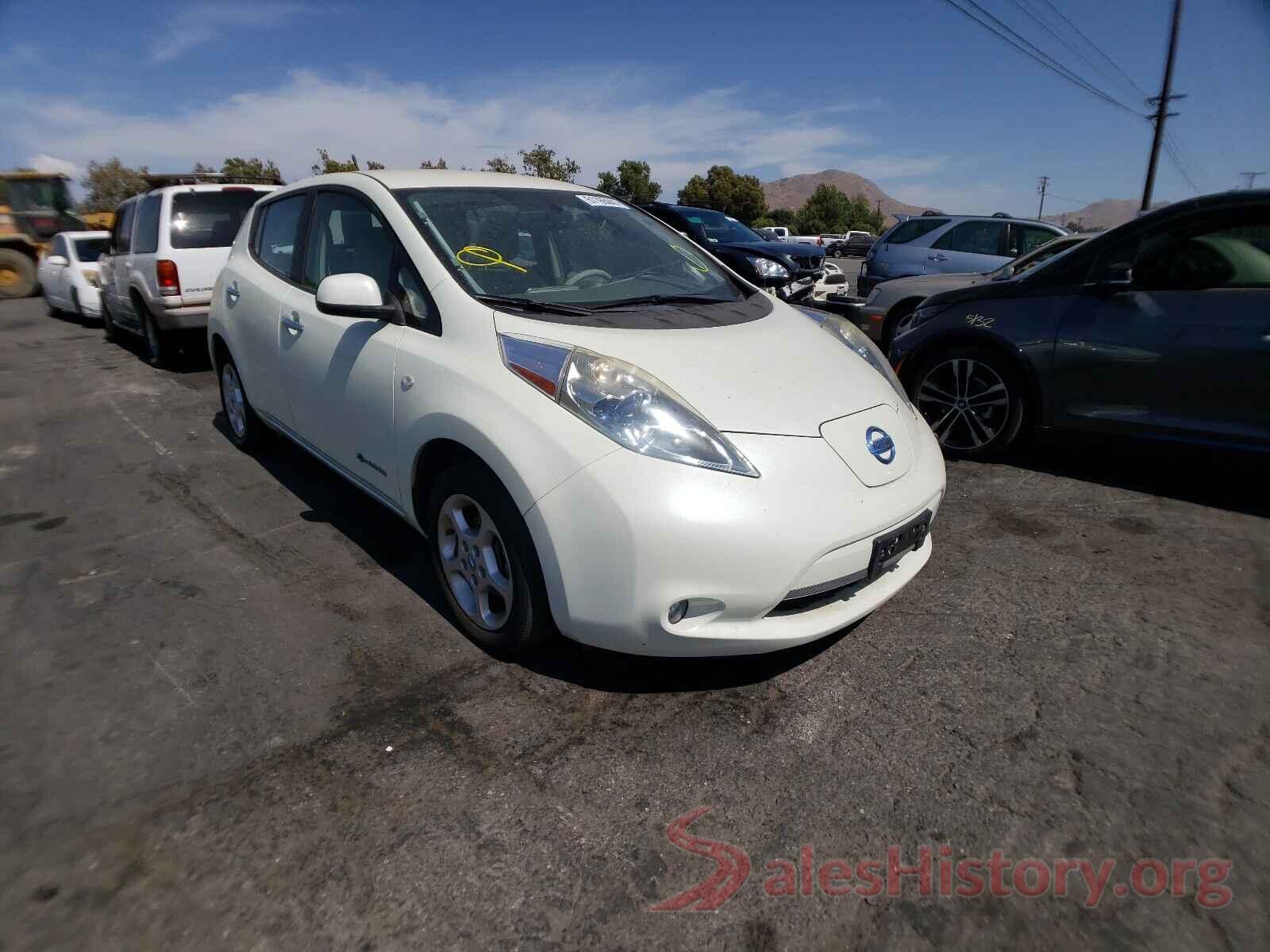 JN1AZ0CP4BT000879 2011 NISSAN LEAF