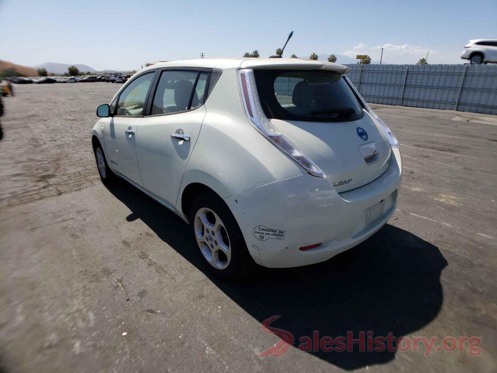 JN1AZ0CP4BT000879 2011 NISSAN LEAF