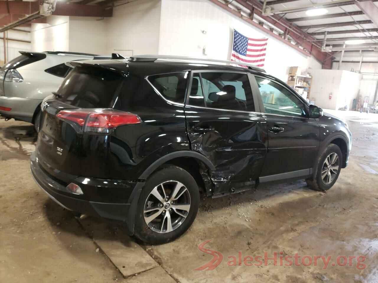 2T3RFREV7JW710685 2018 TOYOTA RAV4