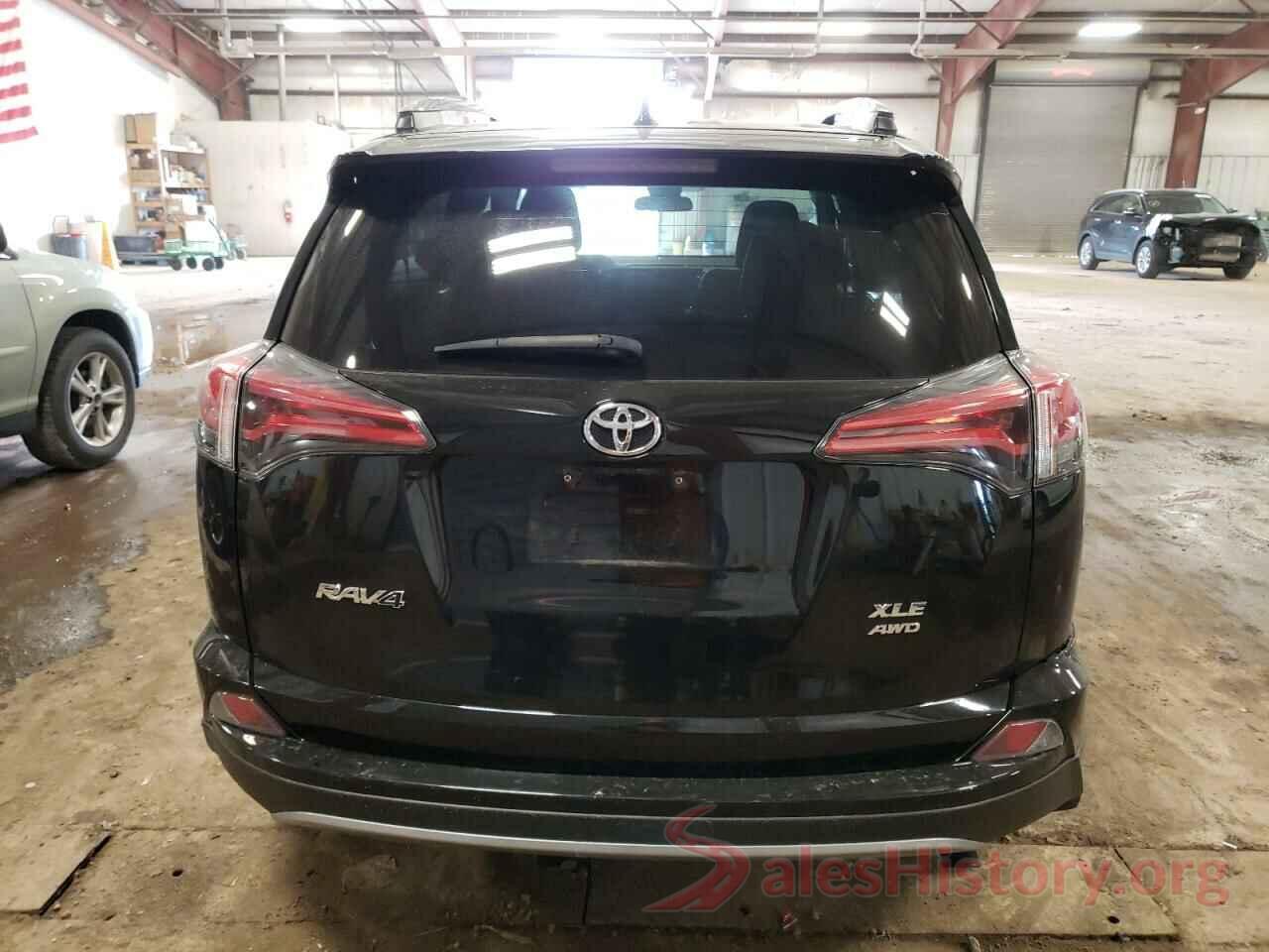 2T3RFREV7JW710685 2018 TOYOTA RAV4