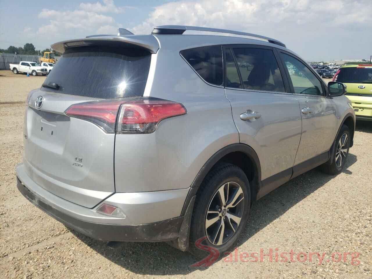 2T3BFREV0JW857898 2018 TOYOTA RAV4