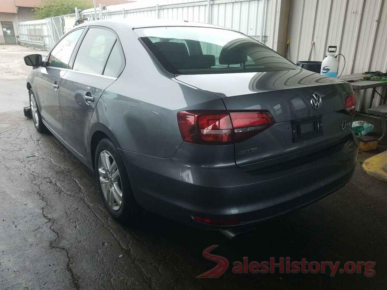 3VW2B7AJ1HM337592 2017 VOLKSWAGEN JETTA