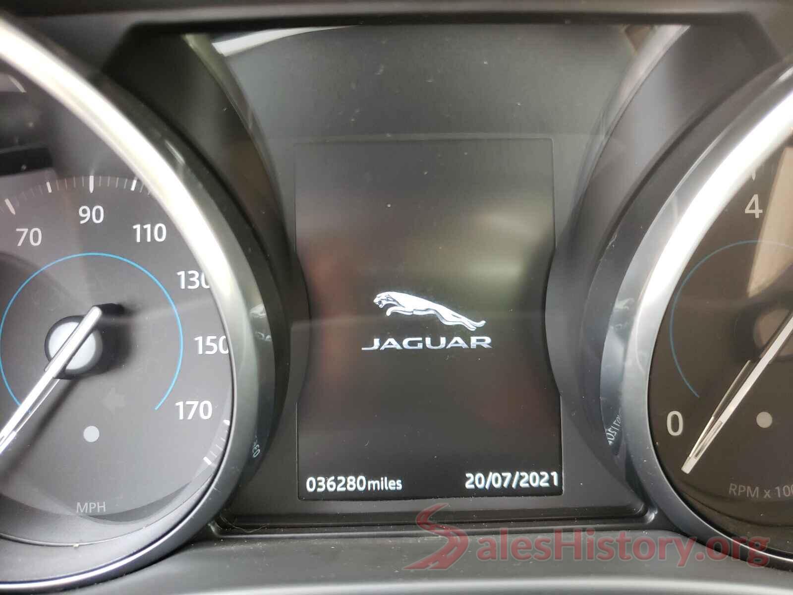 SADCJ2FX8JA274945 2018 JAGUAR F-PACE