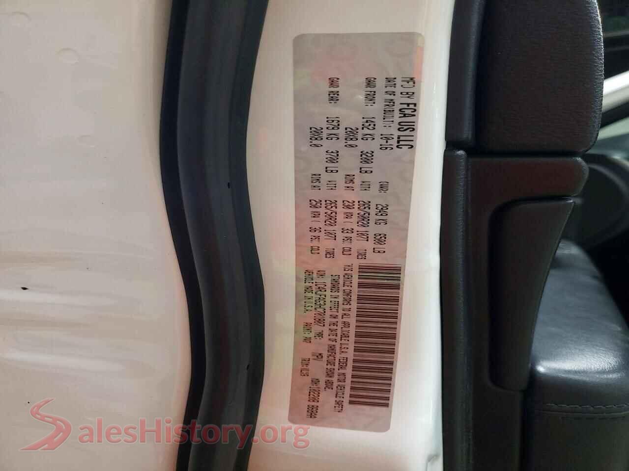 2017 JEEP CHEROKEE VIN 1C4RJFAG3HC701807, trunk area