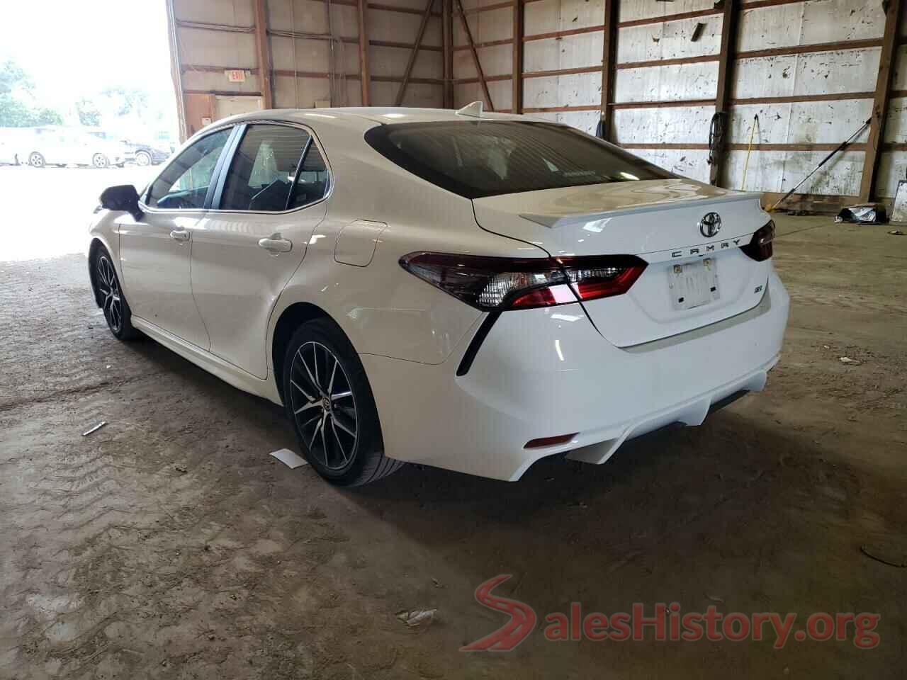 4T1G11AK1MU559987 2021 TOYOTA CAMRY