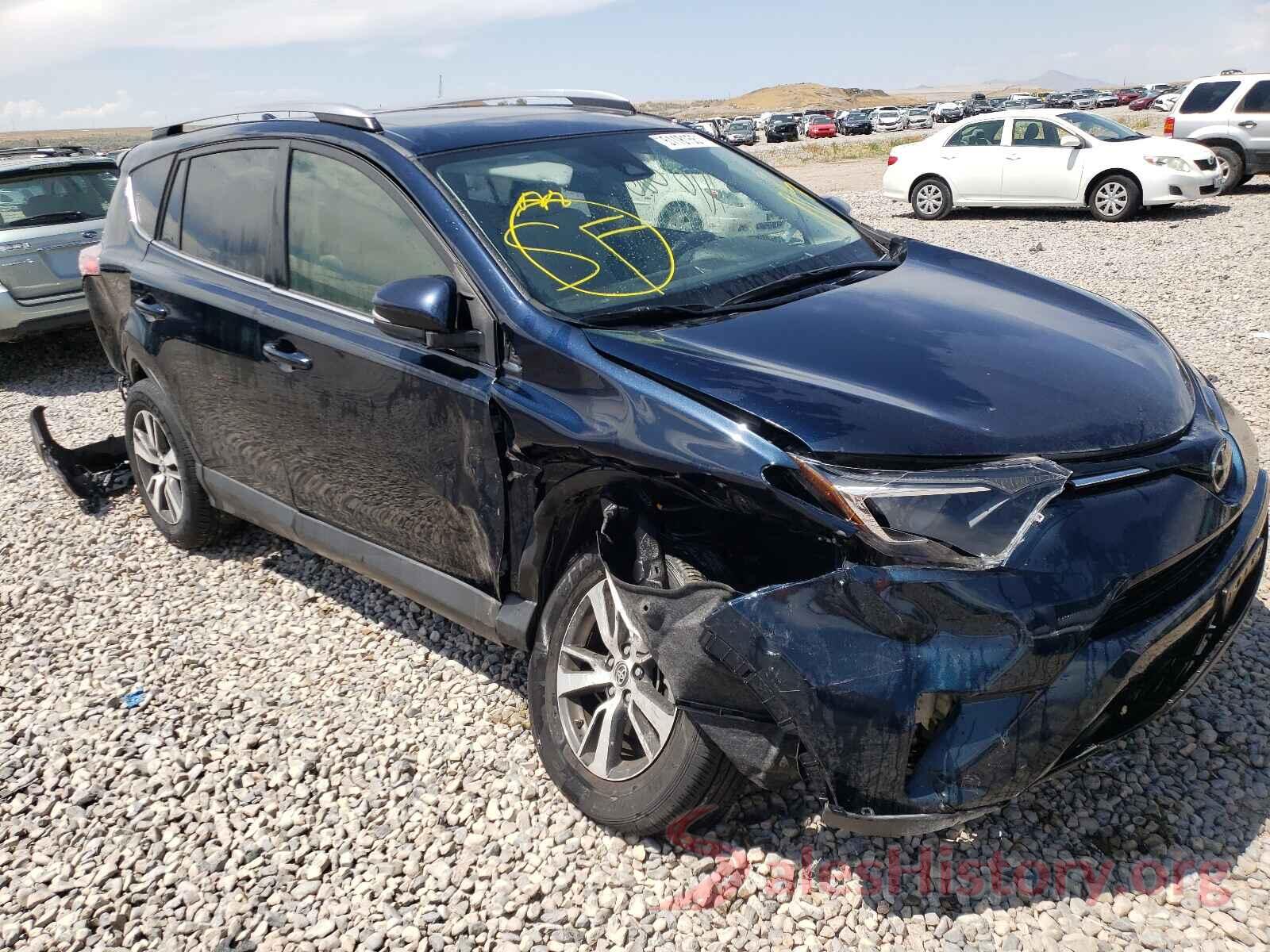 JTMRFREV4JD255307 2018 TOYOTA RAV4