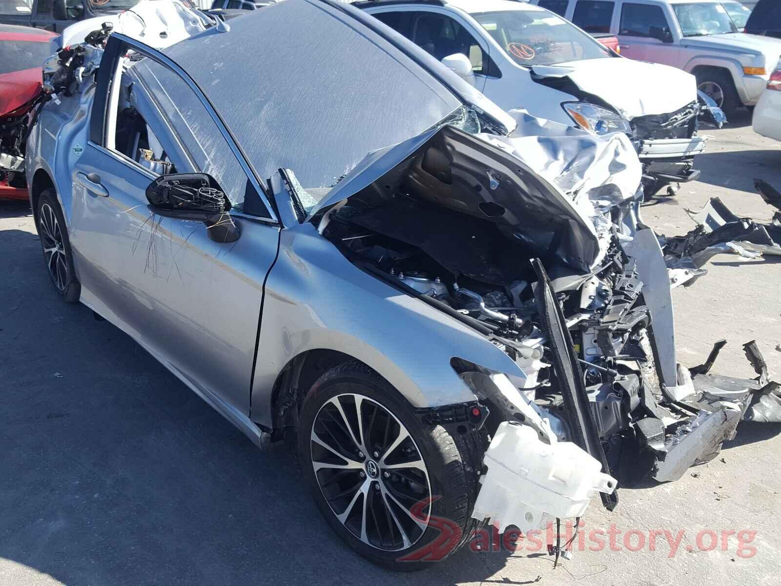 4T1B11HK8KU174018 2019 TOYOTA CAMRY