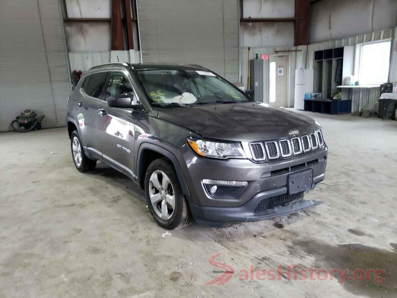 3C4NJDBB7JT231667 2018 JEEP COMPASS