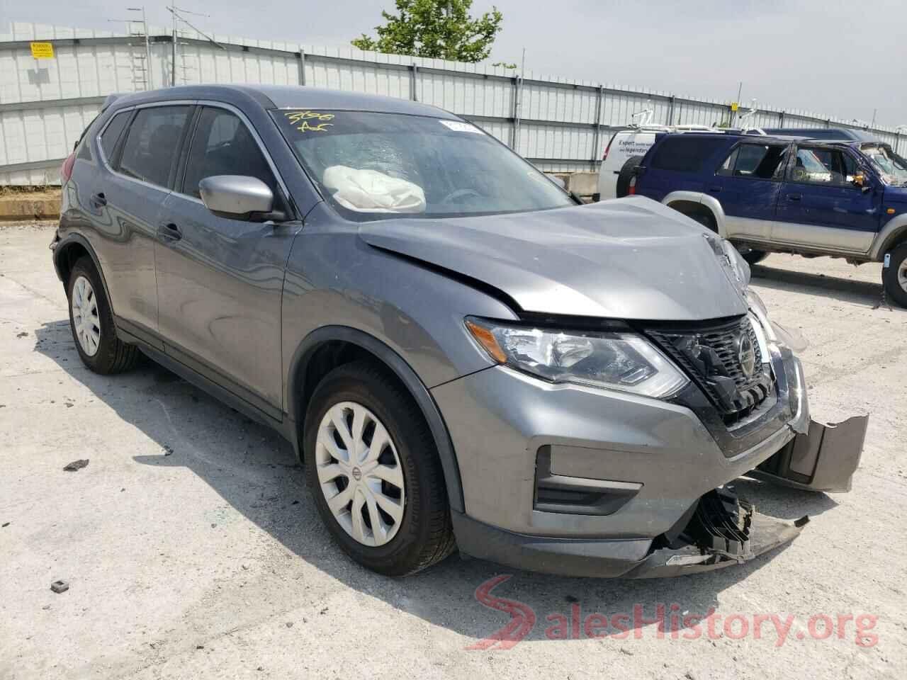 KNMAT2MT5JP555143 2018 NISSAN ROGUE