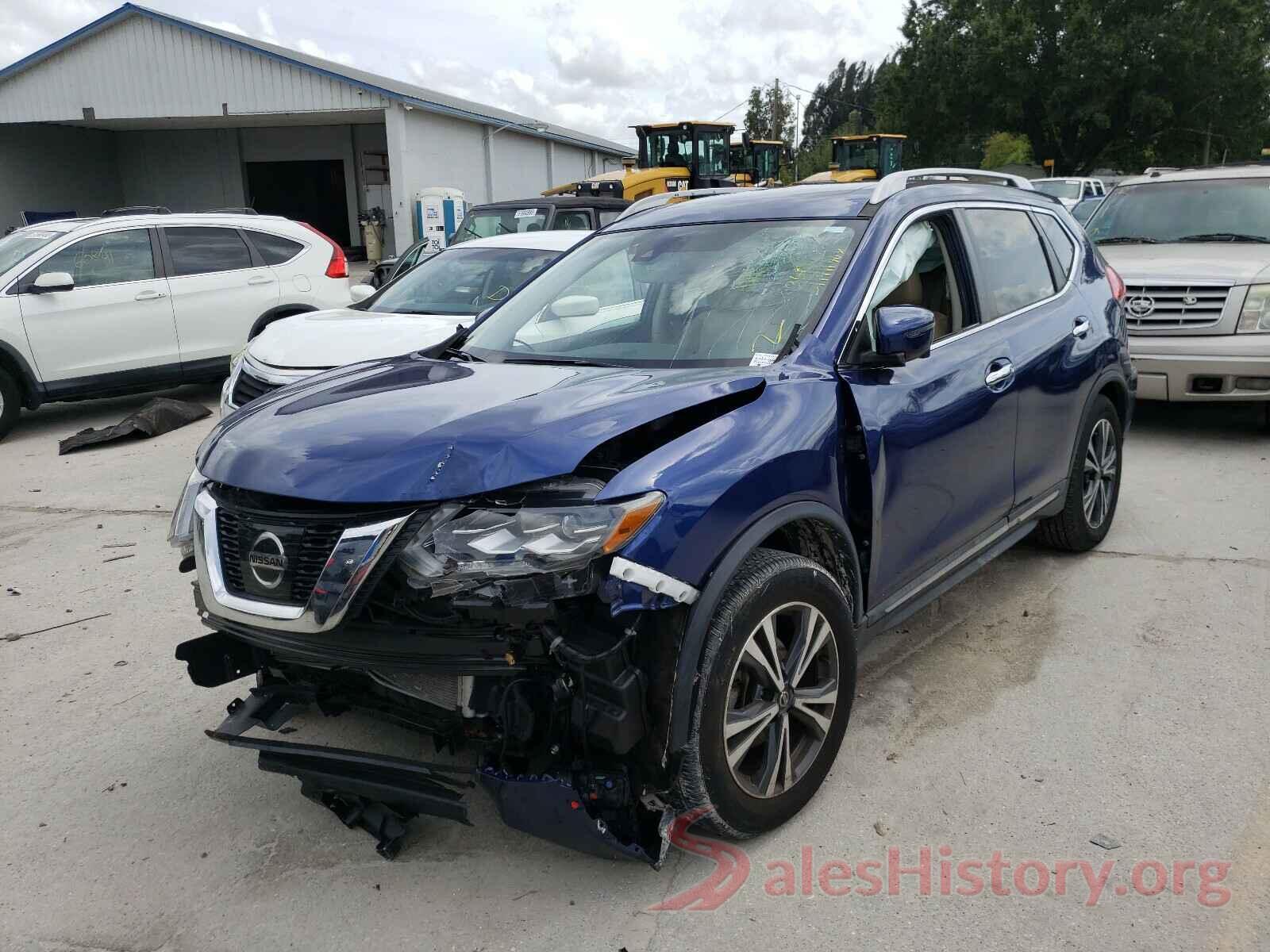 5N1AT2MTXHC758512 2017 NISSAN ROGUE