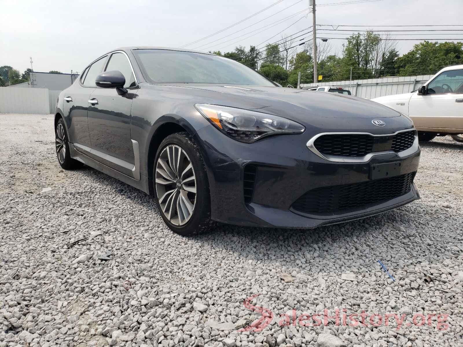 KNAE25LA8K6053883 2019 KIA STINGER