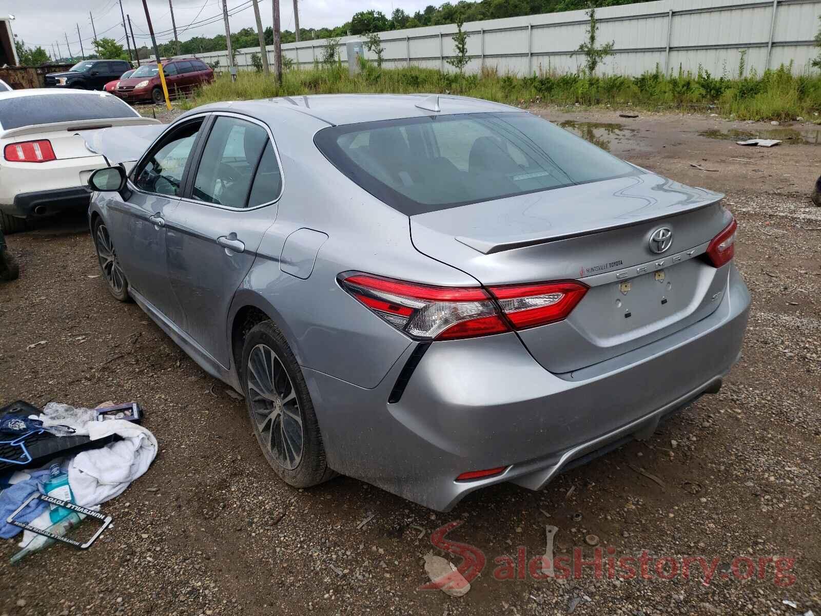 4T1B11HKXKU757657 2019 TOYOTA CAMRY