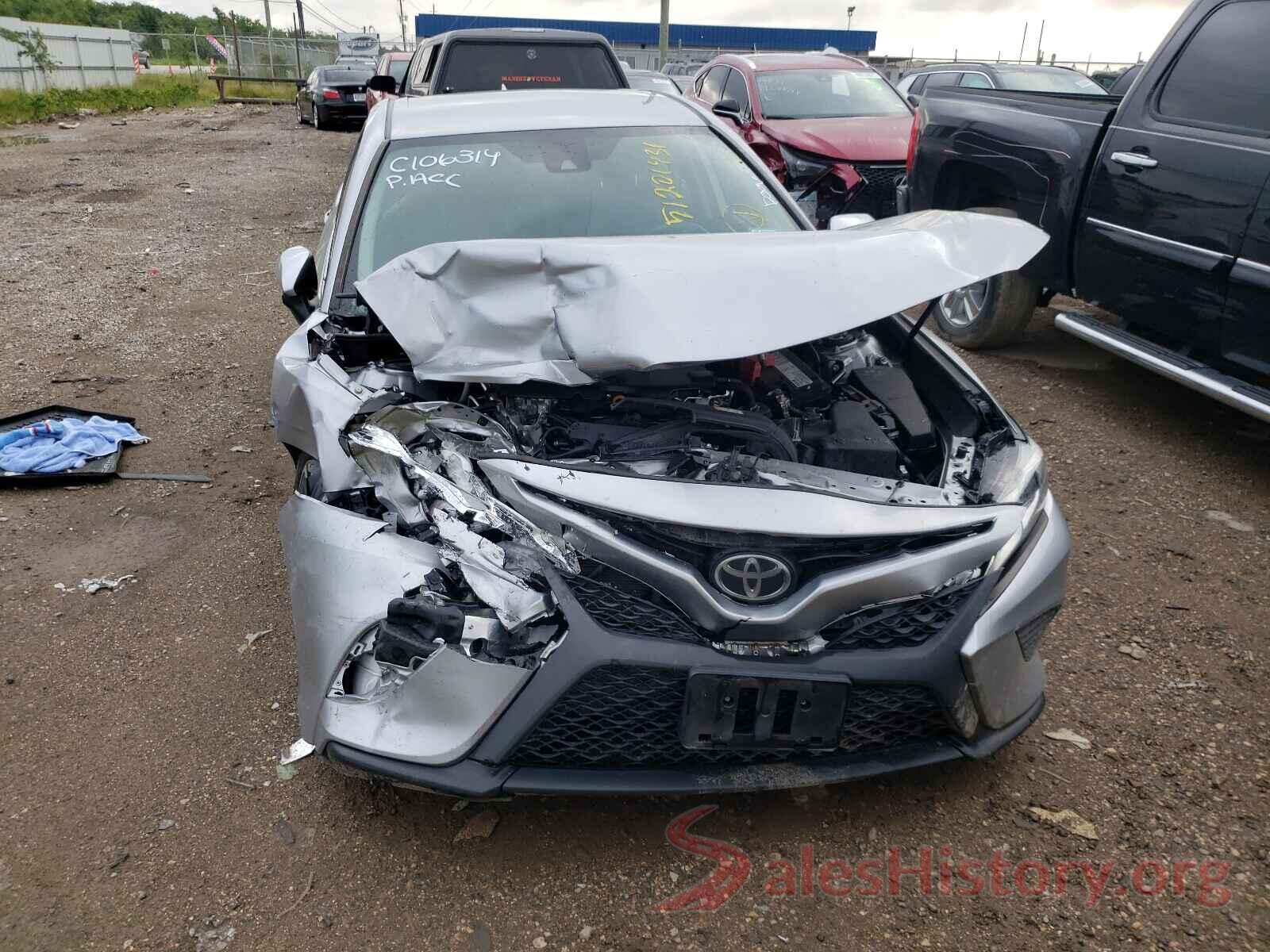 4T1B11HKXKU757657 2019 TOYOTA CAMRY