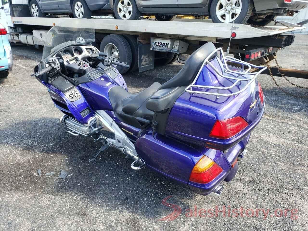 1HFSC47042A105057 2002 HONDA GL CYCLE