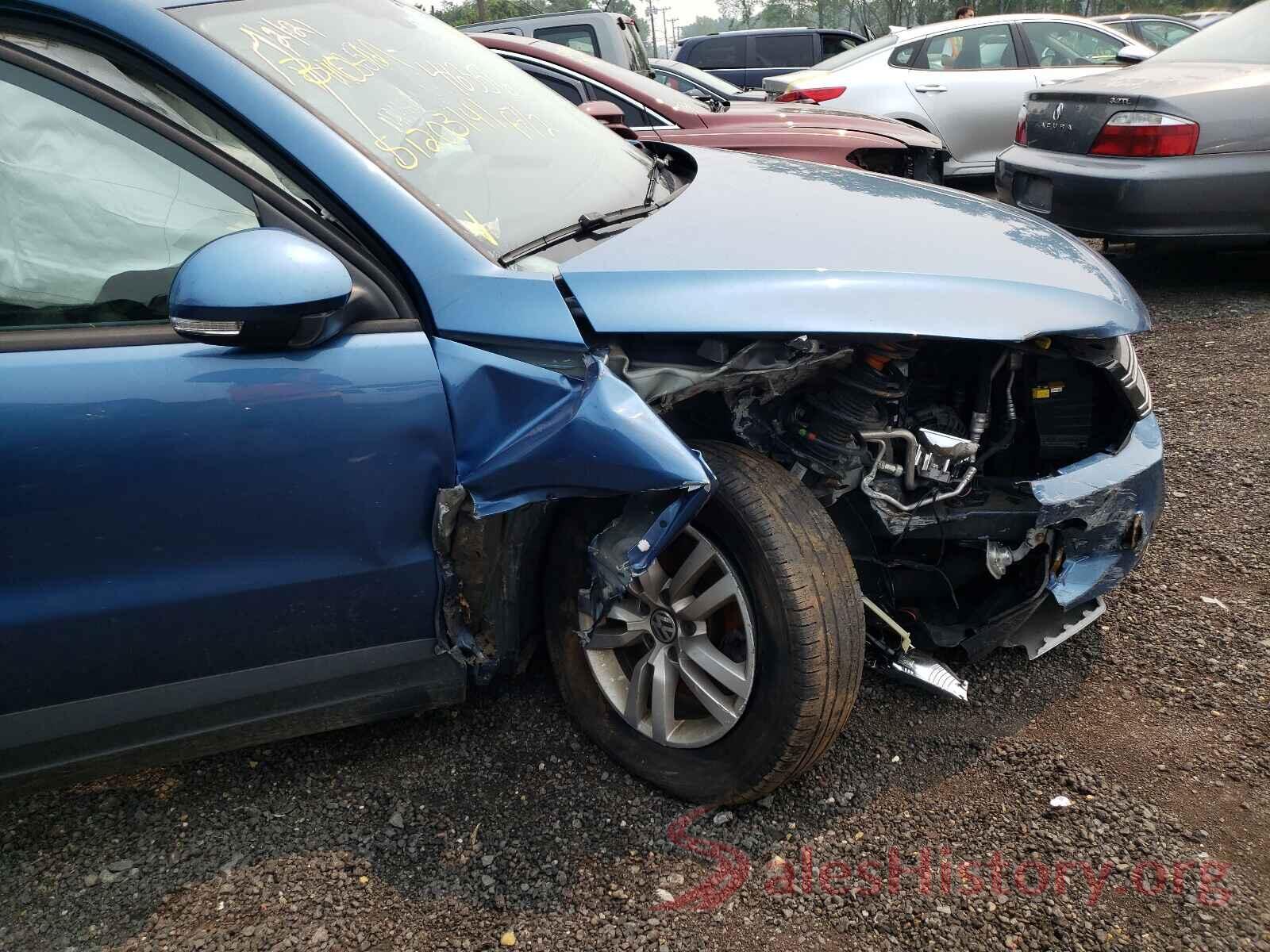 WVGAV7AXXHW511536 2017 VOLKSWAGEN TIGUAN