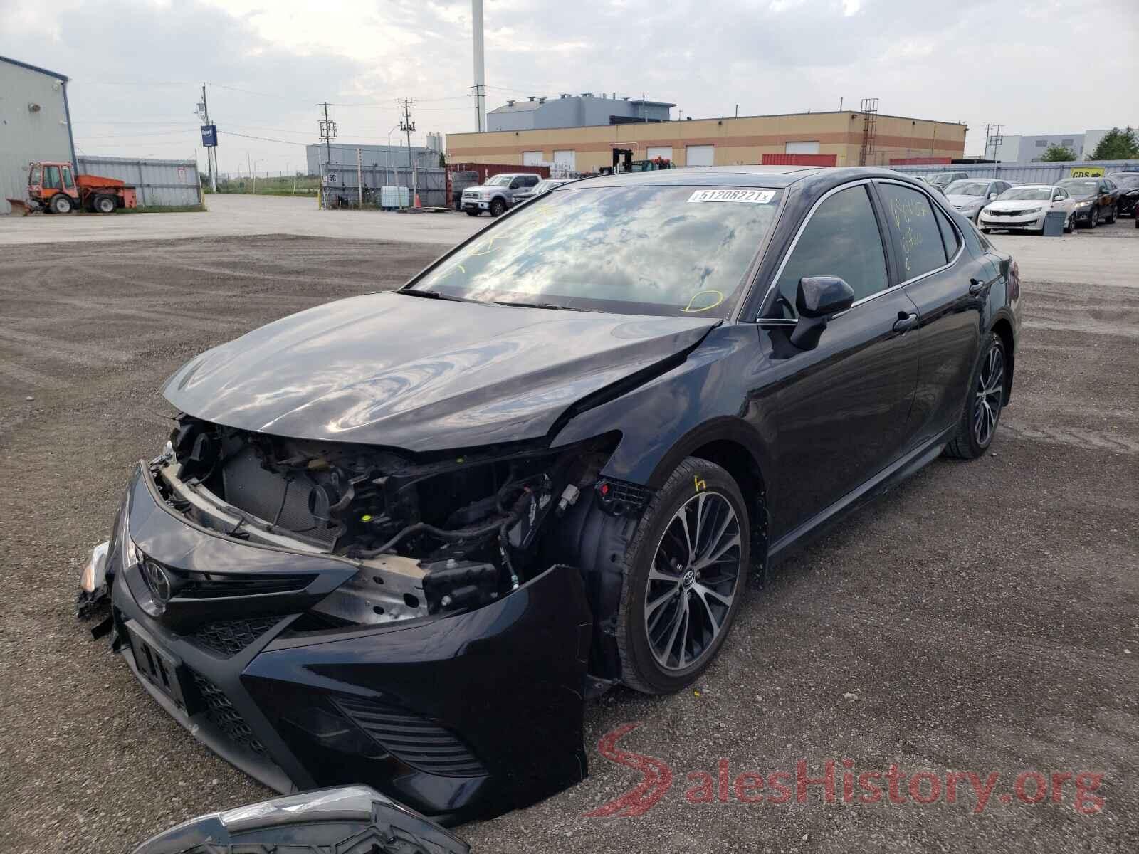 4T1B11HK7JU104640 2018 TOYOTA CAMRY