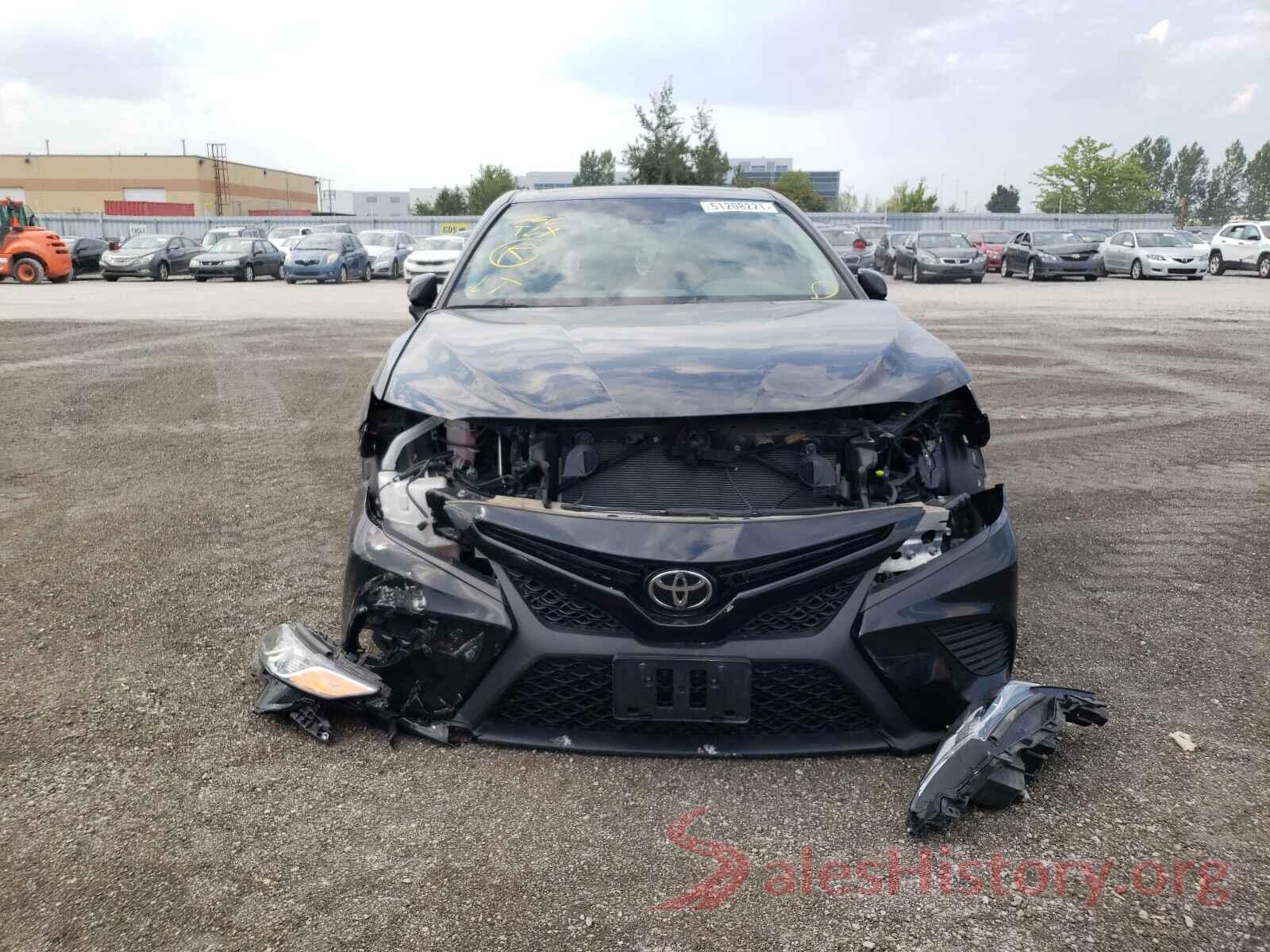 4T1B11HK7JU104640 2018 TOYOTA CAMRY