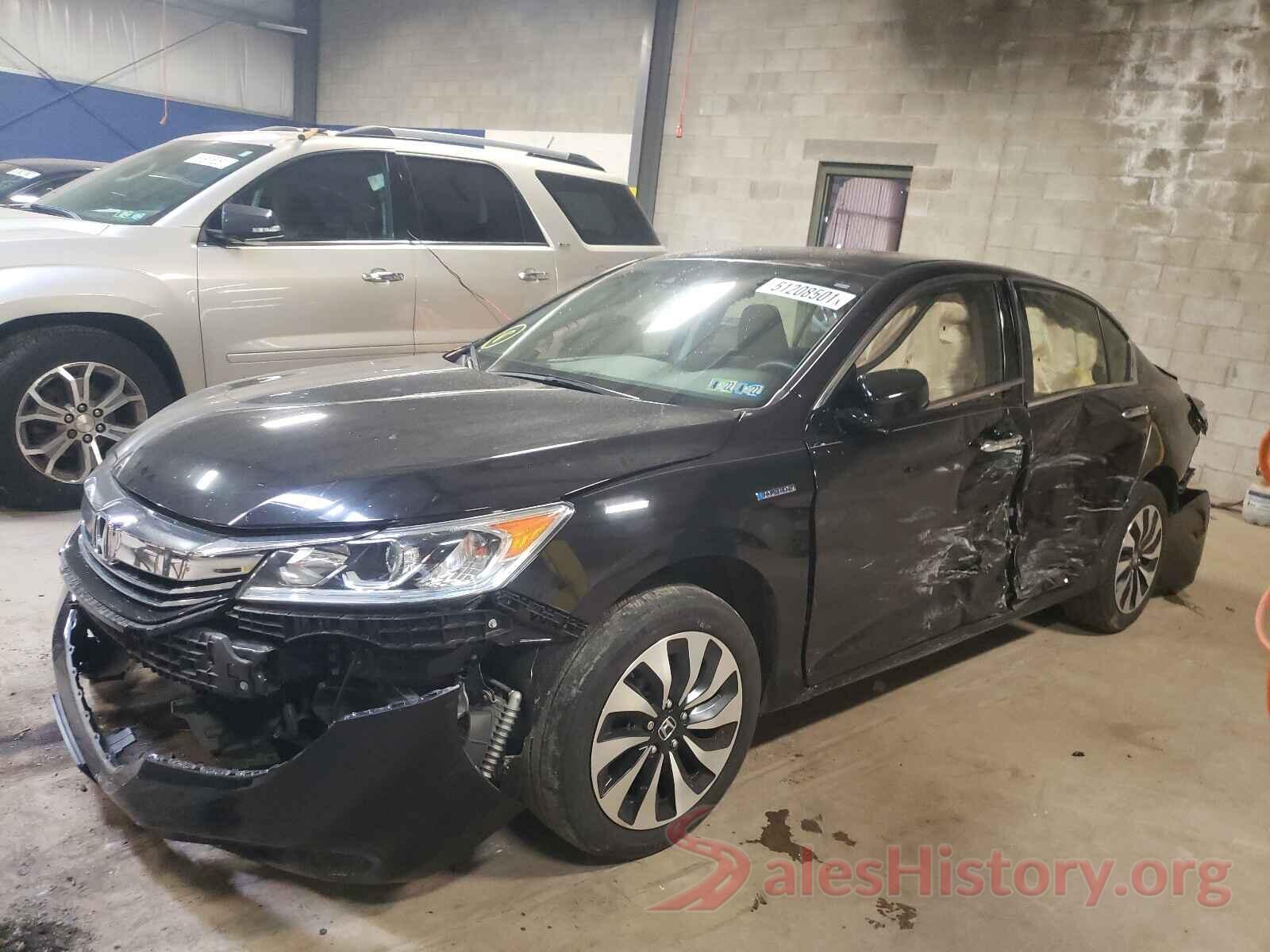 JHMCR6F37HC007818 2017 HONDA ACCORD