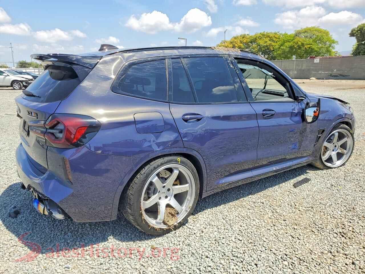 2024 BMW X3 VIN 5YM13EC02R9V11262, right side view