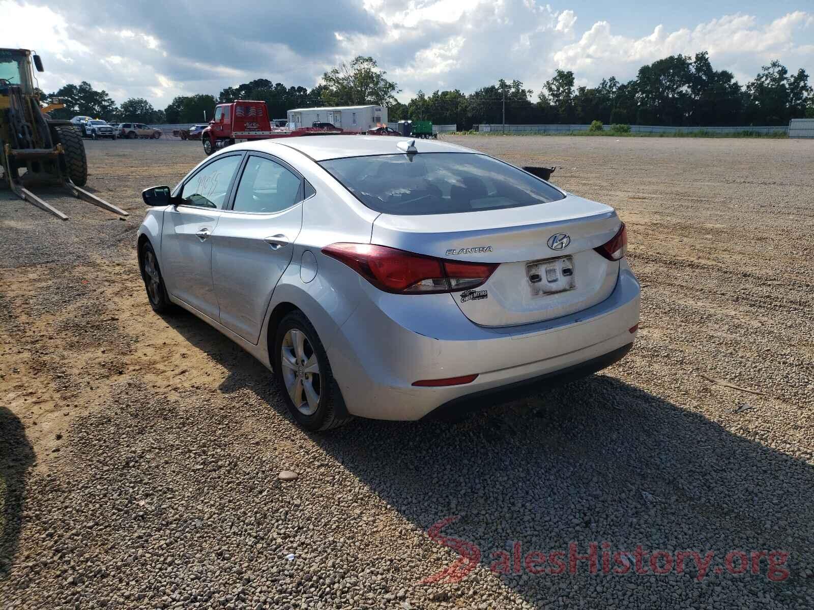 5NPDH4AE9GH729879 2016 HYUNDAI ELANTRA