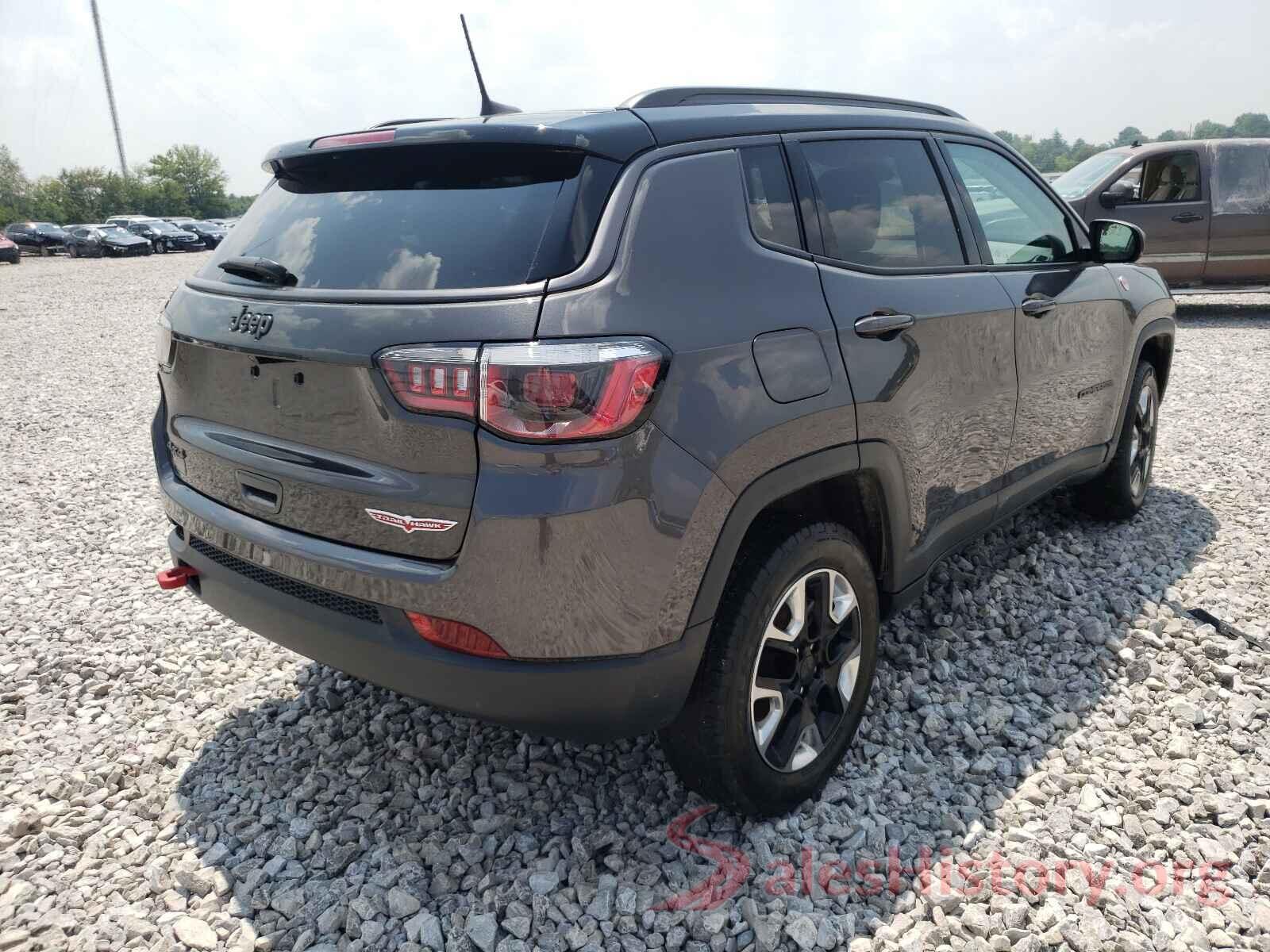 3C4NJDDB9JT450983 2018 JEEP COMPASS