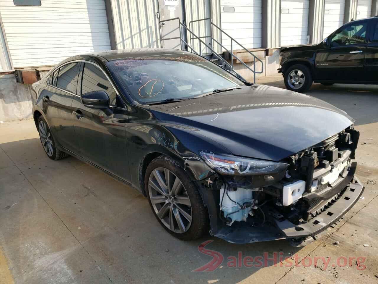 JM1GL1XY3J1307570 2018 MAZDA 6