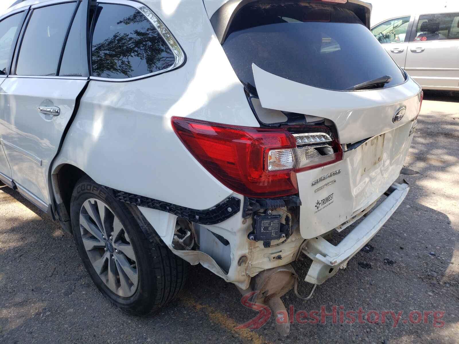 4S4BSETC2J3210830 2018 SUBARU OUTBACK