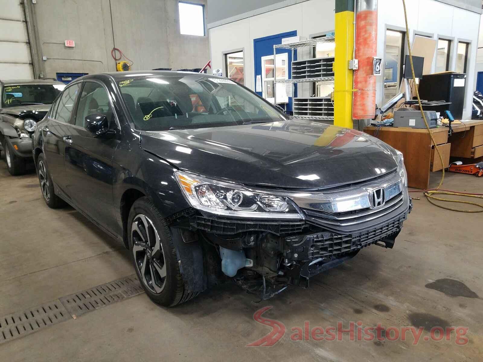 1HGCR3F85HA027798 2017 HONDA ACCORD