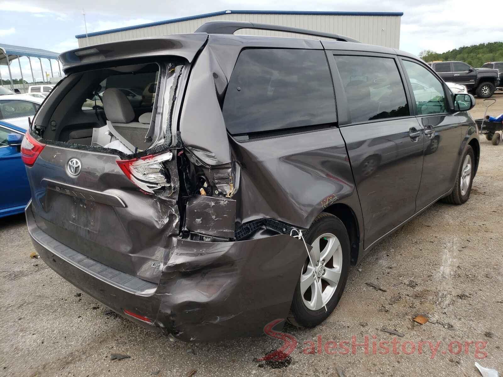 5TDKZ3DC5HS858710 2017 TOYOTA SIENNA