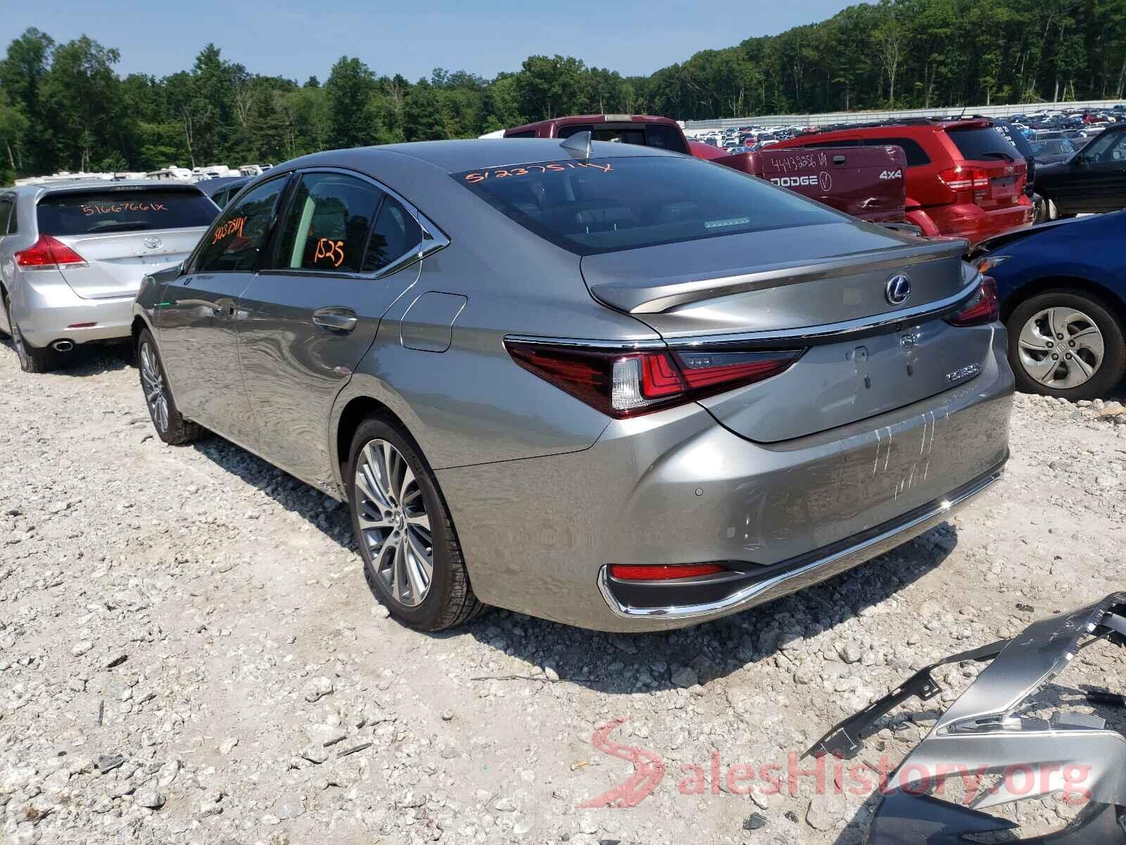 58ADA1C15MU002824 2021 LEXUS ES300