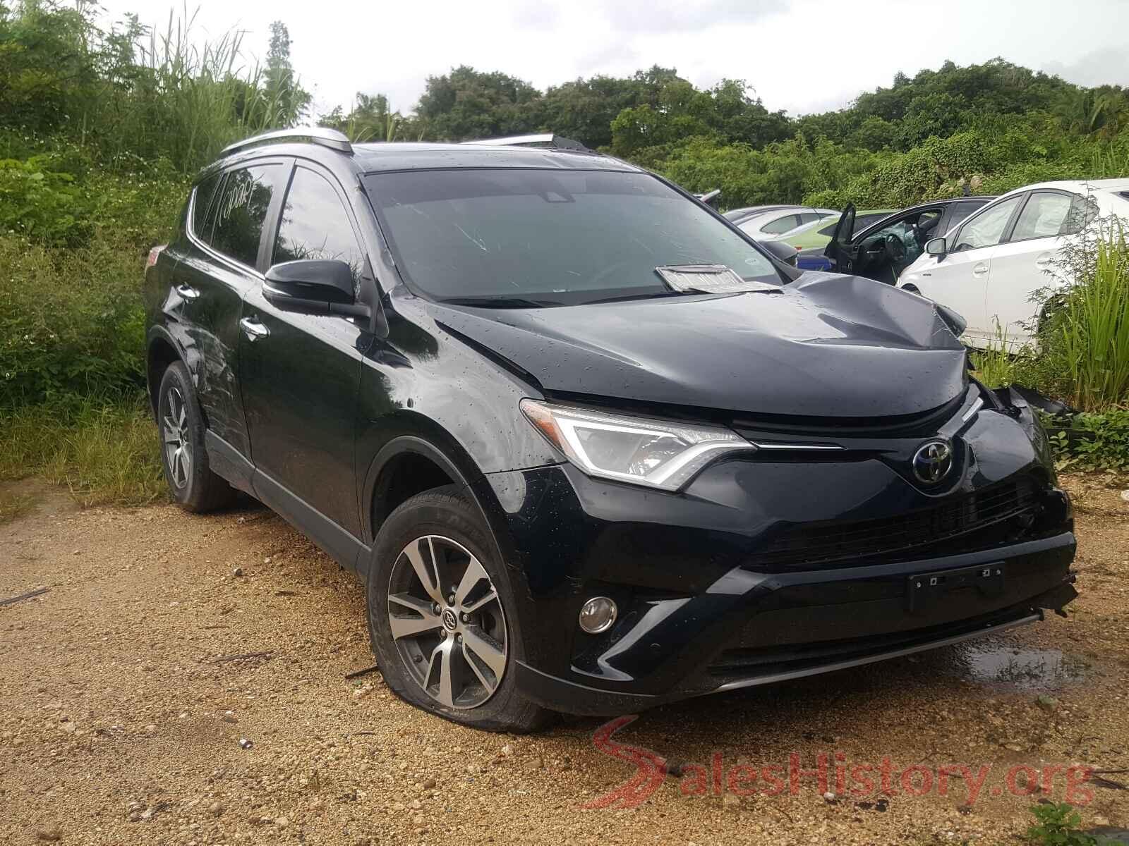 JTMDFREV0JJ254540 2018 TOYOTA RAV4