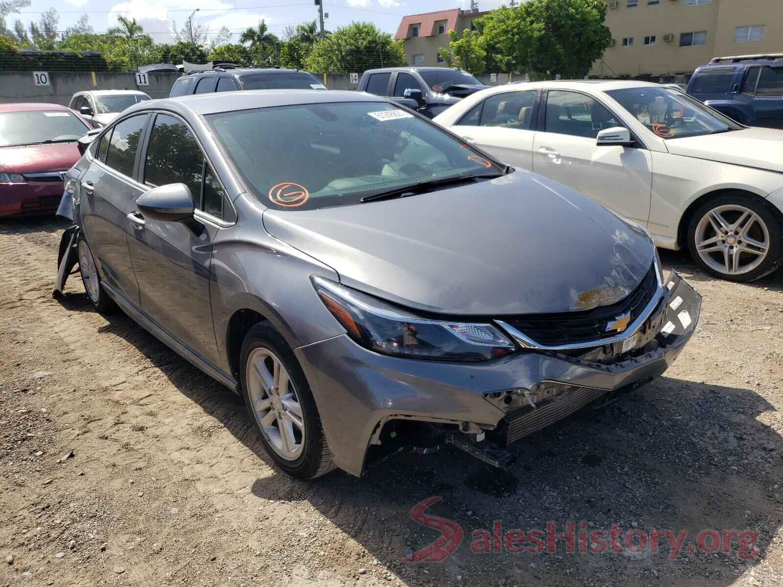 1G1BE5SM5J7126251 2018 CHEVROLET CRUZE