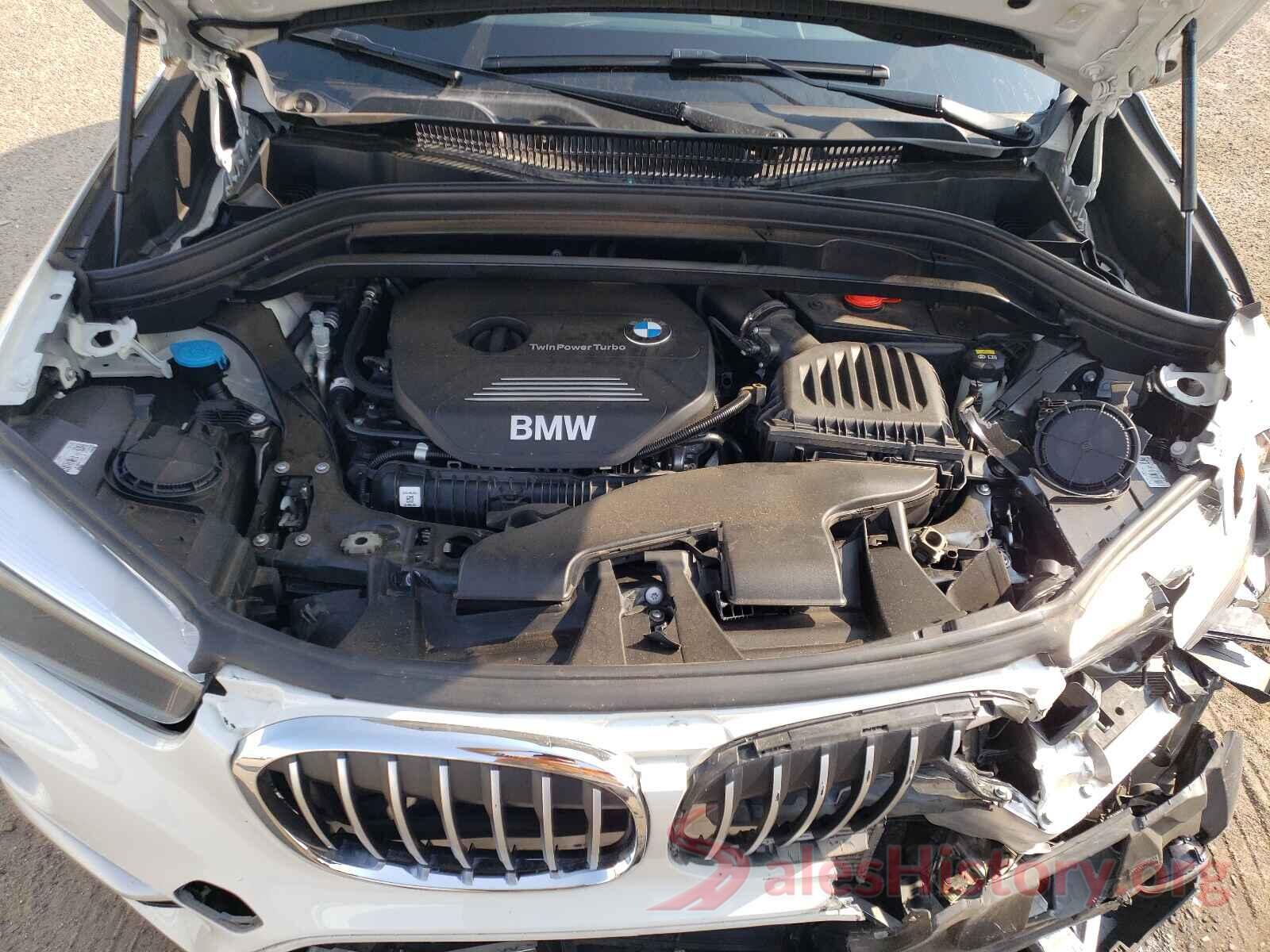 WBXHT3Z34J4A66530 2018 BMW X1