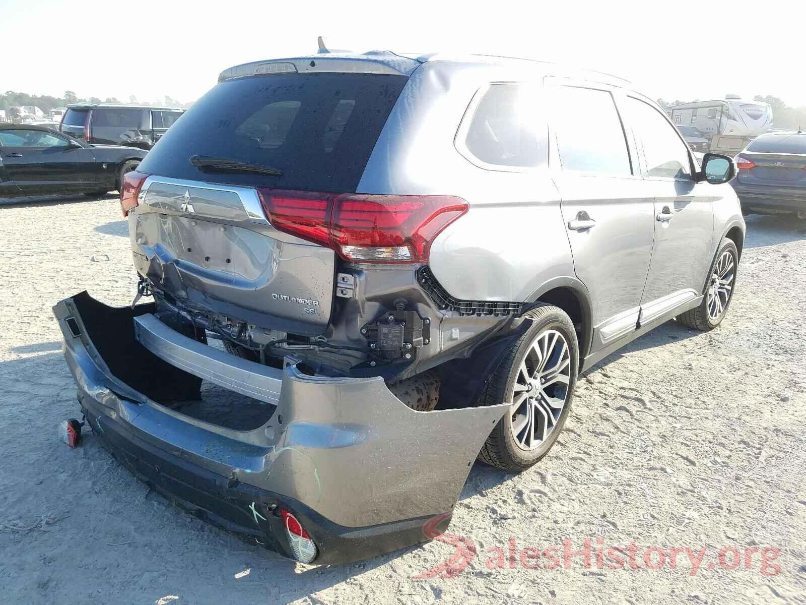 JA4AD3A36JZ064683 2018 MITSUBISHI OUTLANDER