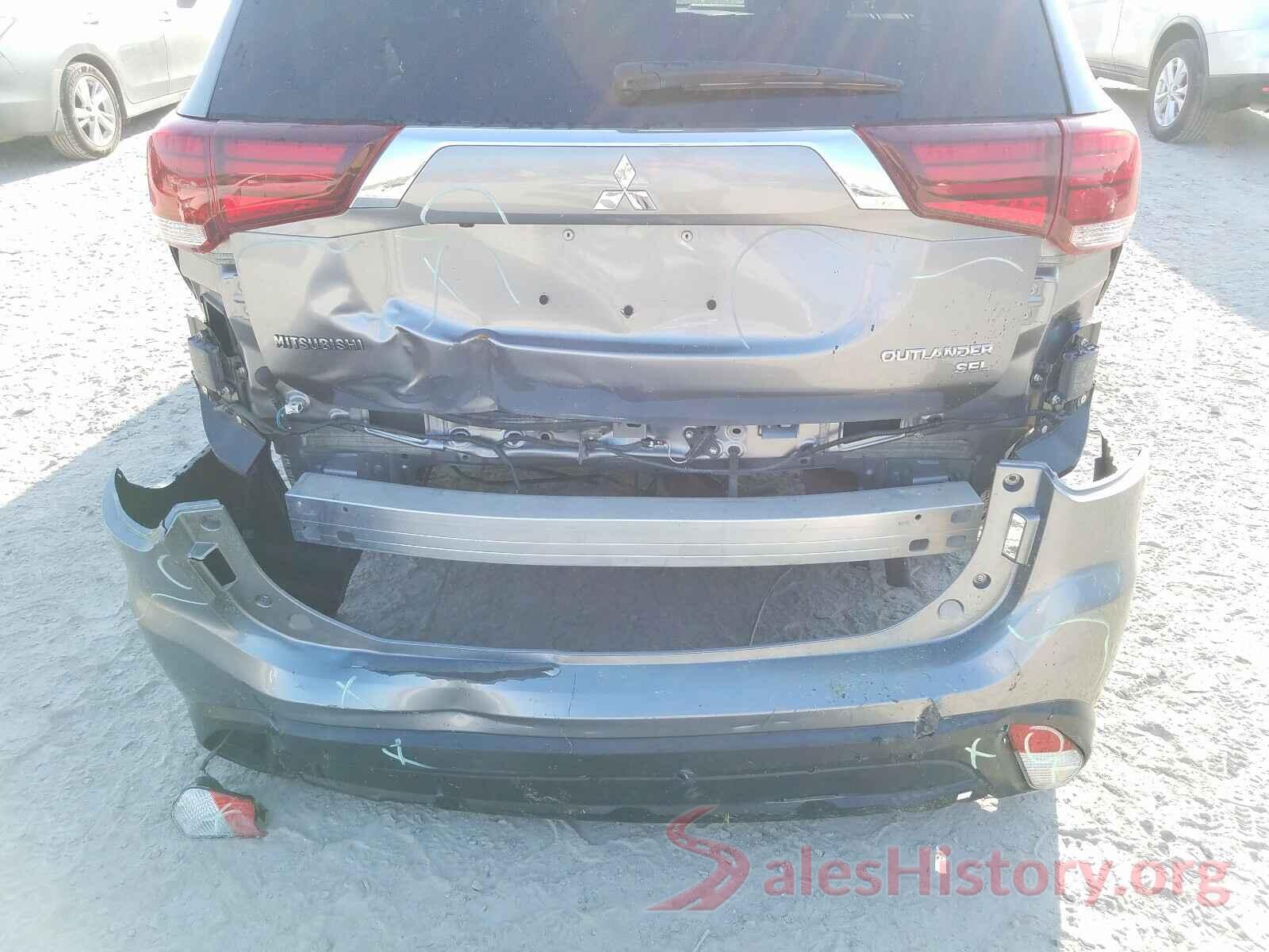 JA4AD3A36JZ064683 2018 MITSUBISHI OUTLANDER