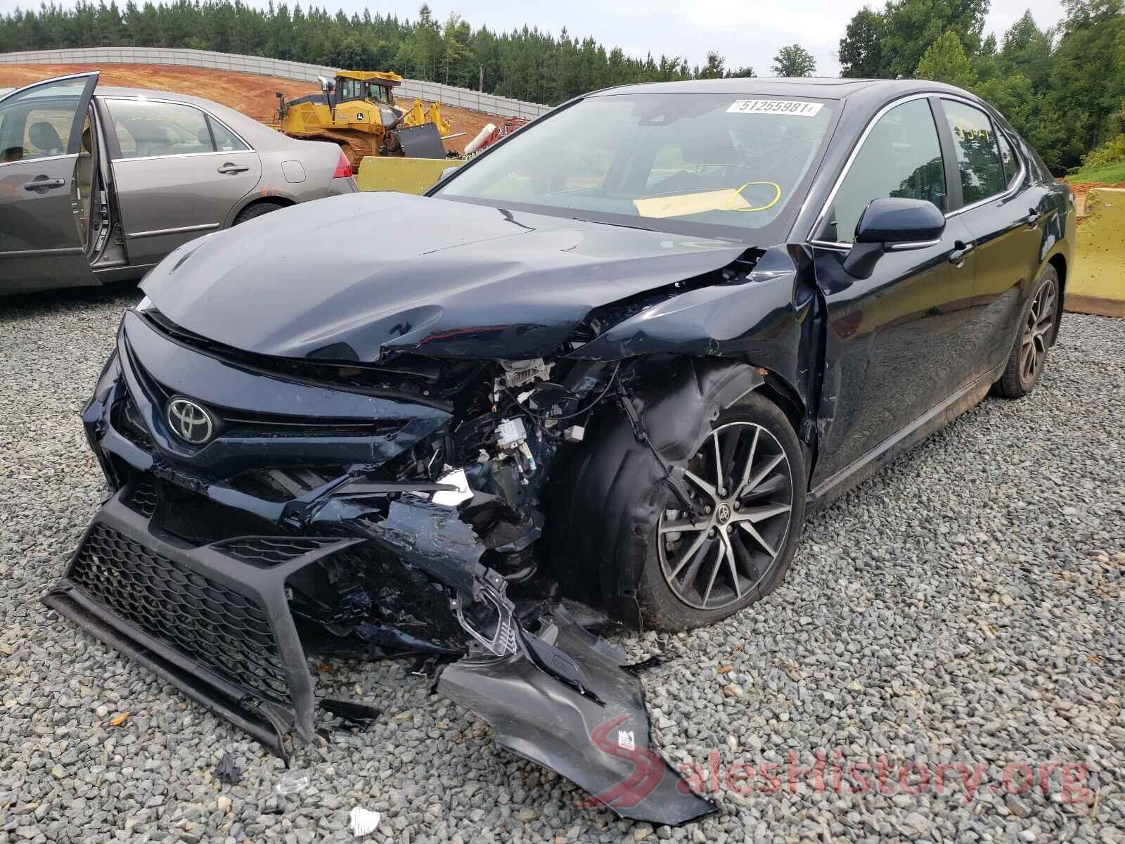 4T1T11AK2MU592267 2021 TOYOTA CAMRY